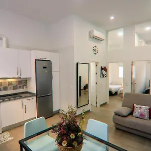 Luminoso Apartamento En El Corazón De Triana , Sevilla España